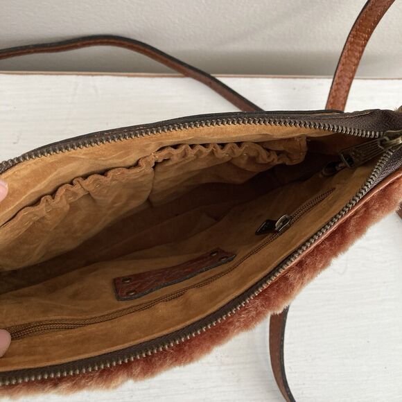 Patricia Nash Paullo Small Crossbody Shoulder Bag Brown Sherpa Leather Sheepskin - Picture 4 of 11